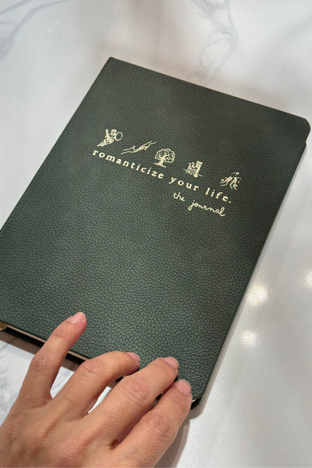 Section of the Romanticize Your Life Journal dedicated to gratitude and mindfulness.