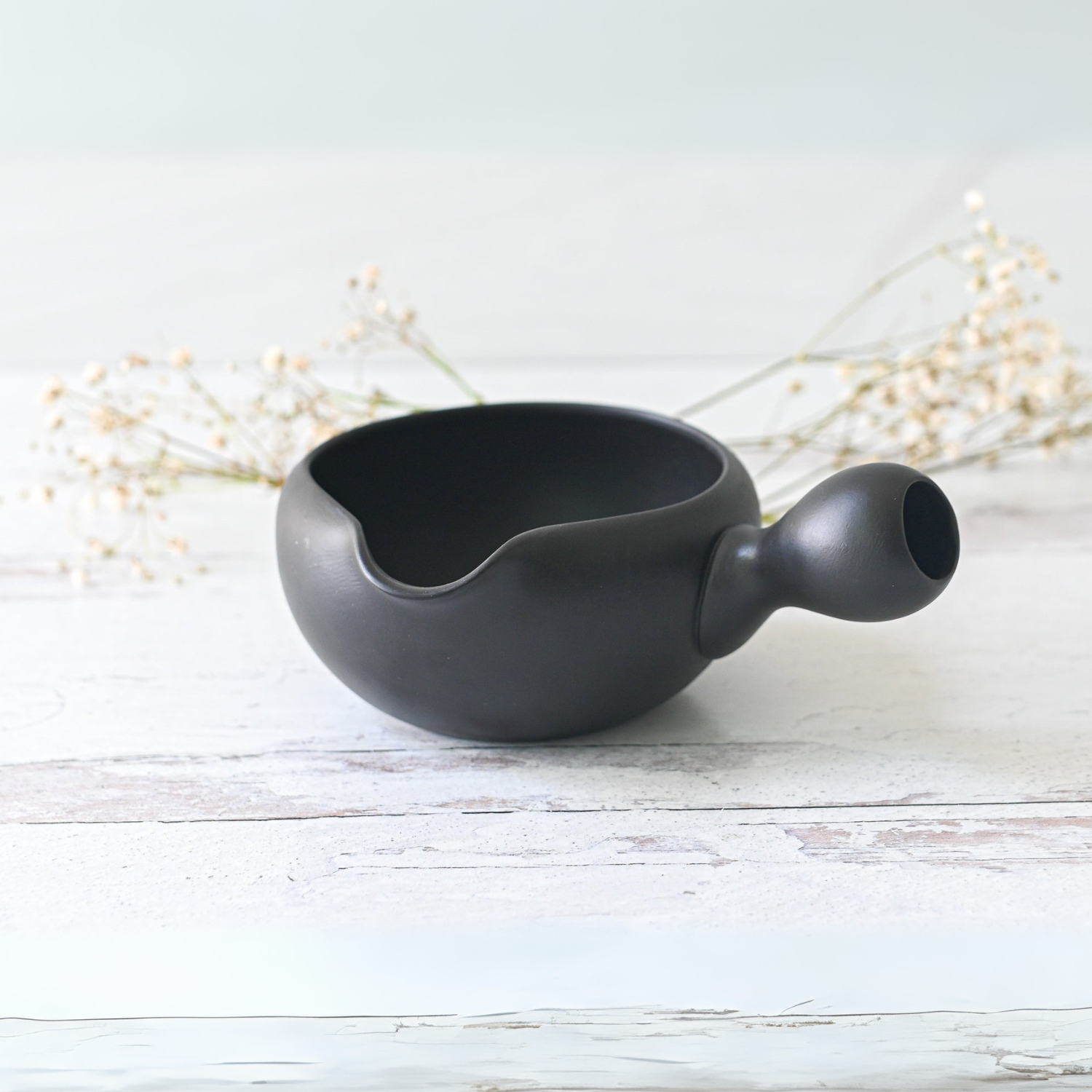 Black Flowers Matcha Bowl with Spout Set by Aprika Life